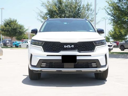 Used 2023 Kia Sorento SX AWD/4WD image 2