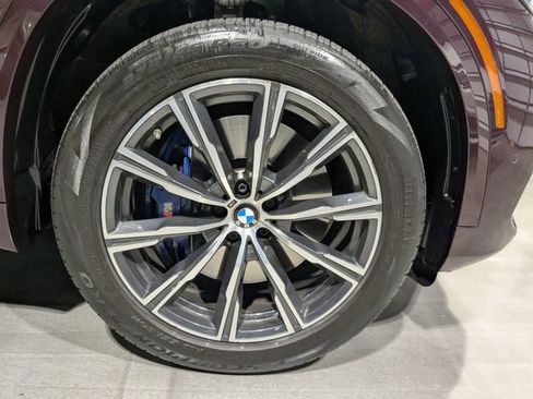 Used 2020 BMW X5 M50i w/ Executive Package image 19