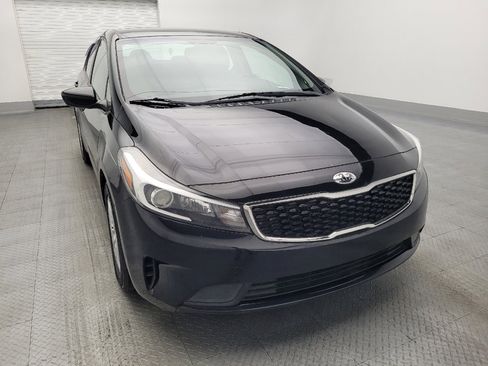 Used 2017 Kia Forte LX image 14