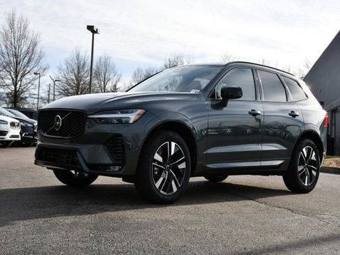 New 2026 Volvo XC60 B5 Plus w/ Protection Package Premier AWD/4WD image 3