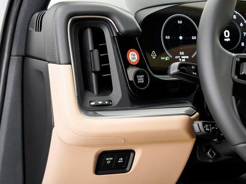 New 2026 Porsche Cayenne image 11