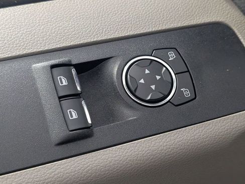 Used 2021 Ford F250 XL w/ Power Equipment Group image 12