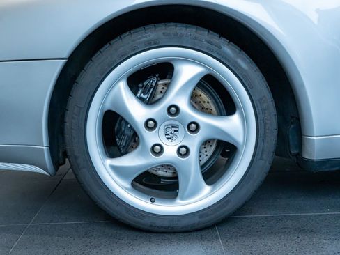 Used 1997 Porsche 911 Carrera RWD image 11