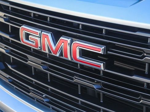 Used 2022 GMC Sierra 1500 Elevation image 9