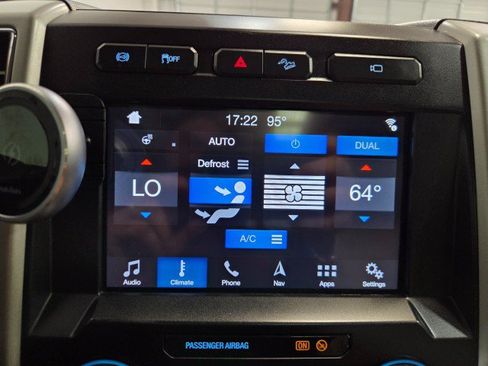 Used 2019 Ford F250 Lariat w/ Lariat Ultimate Package AWD/4WD image 58