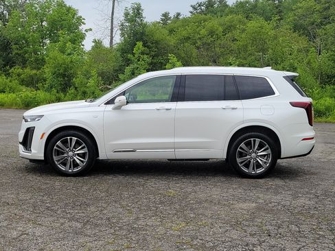 Certified 2024 Cadillac XT6 Premium Luxury AWD/4WD image 8