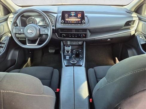 Used 2024 Nissan Rogue S AWD/4WD image 17
