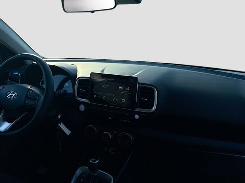 New 2026 Hyundai Venue SE image 21