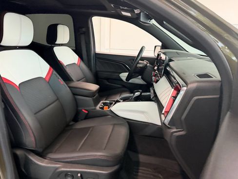 Certified 2023 GMC Canyon AT4X AWD/4WD image 17