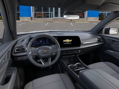 New 2026 Chevrolet Traverse LT FWD image 15