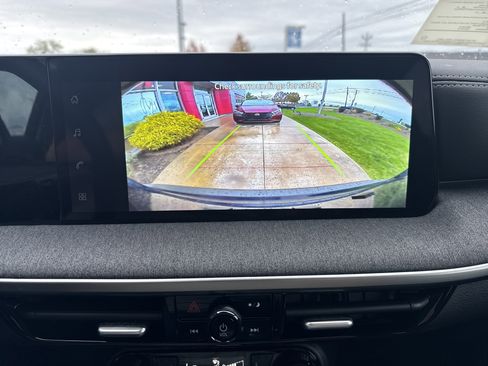 New 2026 Nissan Kicks SV w/ SV Premium Package image 24