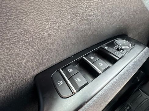 Used 2020 Kia Soul X-Line FWD image 21