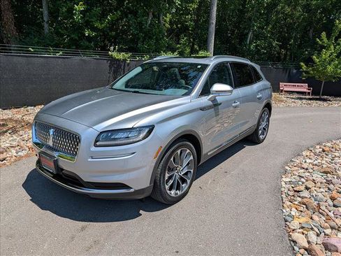 Used 2023 Lincoln Nautilus Reserve AWD/4WD image 1