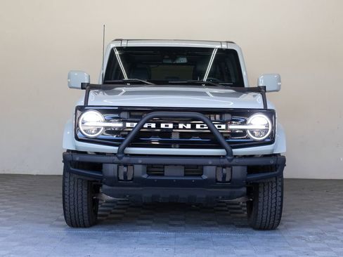 Used 2024 Ford Bronco Outer Banks AWD/4WD image 4