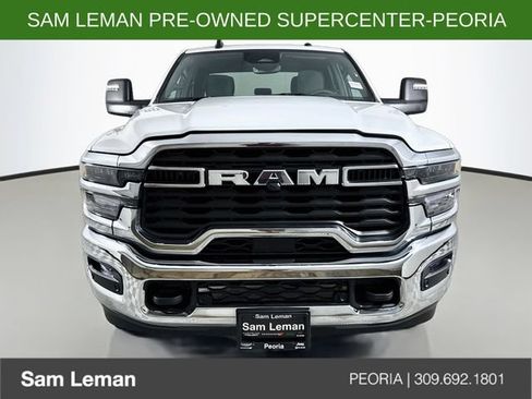 Used 2026 RAM 2500 Big Horn AWD/4WD image 2