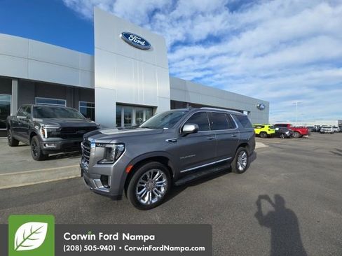 Used 2021 GMC Yukon SLT w/ SLT Luxury Plus Package image 1