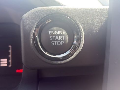 Used 2024 Toyota Tacoma SR5 w/ SR5 Upgrade Package RWD image 21