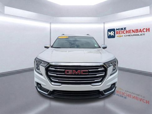 Used 2023 GMC Terrain SLT AWD/4WD image 9