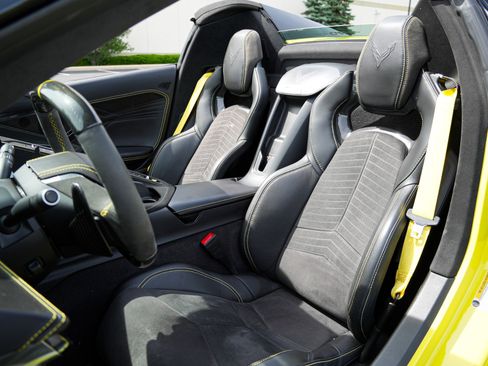 Used 2023 Chevrolet Corvette Z06 w/ Stealth Interior Trim Package RWD image 15