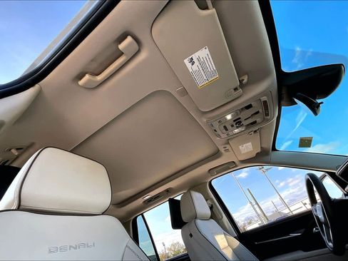 Certified 2023 GMC Yukon Denali w/ Denali Reserve Package image 14