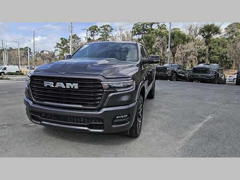 New 2026 RAM 1500 Laramie w/ Sport Appearance Package AWD/4WD image 38