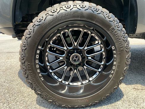 Used 2019 Ford F150 XL w/ Equipment Group 101A Mid AWD/4WD image 9
