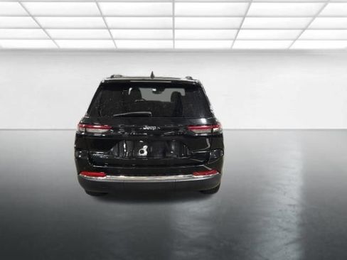Used 2023 Jeep Grand Cherokee 4WD 4xe image 5
