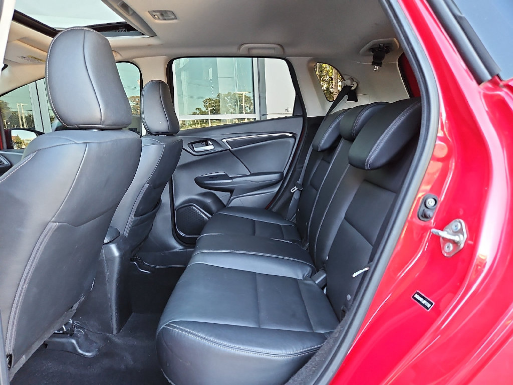 Used 2018 Honda Fit EX-L image 12