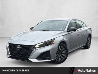 Used 2024 Nissan Altima 2.5 SV FWD video 1