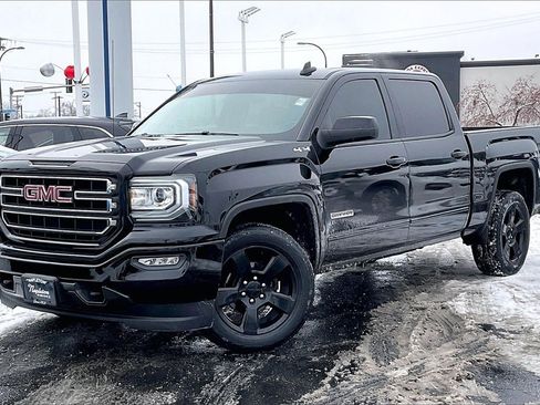 Used 2018 GMC Sierra 1500 SLE w/ SLE Value Package image 10