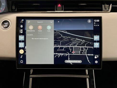 Certified 2024 Land Rover Range Rover Evoque Dynamic SE image 27