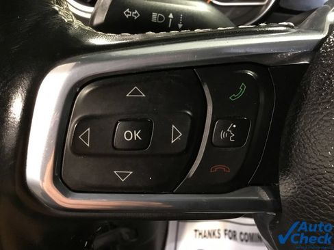 Used 2022 Jeep Wrangler Unlimited Sahara w/ Cold Weather Group AWD/4WD image 50