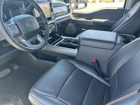 Used 2025 Ford F250 Lariat AWD/4WD image 26