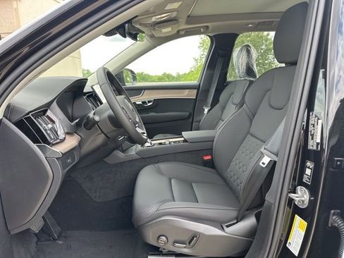 New 2026 Volvo XC90 B6 Plus w/ Protection Package AWD/4WD image 13