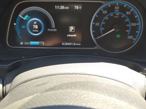 Used 2023 Nissan Leaf S FWD image 18