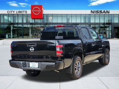 New 2027 Nissan Frontier SV w/ SV Convenience Package