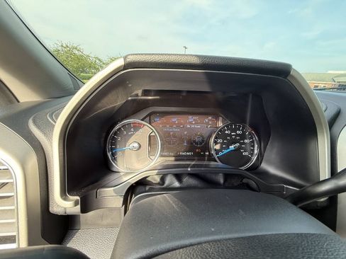 Used 2017 Ford F450 Lariat w/ Lariat Ultimate Package AWD/4WD image 14