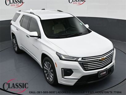 Used 2022 Chevrolet Traverse Premier