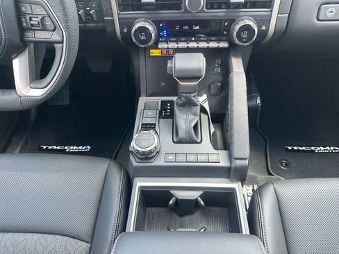 New 2026 Toyota Tacoma Limited AWD/4WD image 12