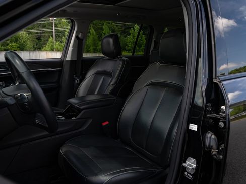 Used 2021 Jeep Grand Cherokee L Limited AWD/4WD image 15