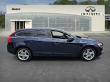 Used 2015 Volvo V60 T5 Platinum image 3