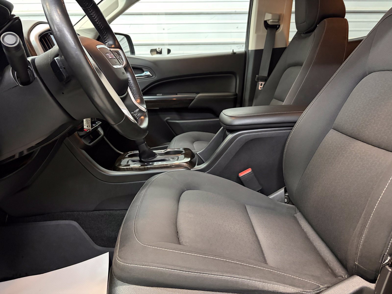 Used 2018 GMC Canyon SLE w/ SLE Convenience Package AWD/4WD image 8