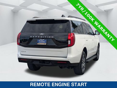 Certified 2025 Ford Expedition Active AWD/4WD image 5