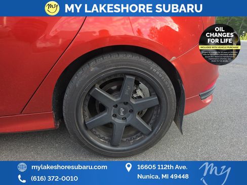 Used 2018 Ford Focus ST FWD image 8