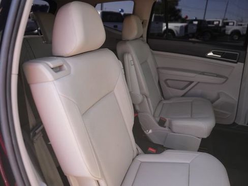 Used 2019 Volkswagen Atlas SEL image 19