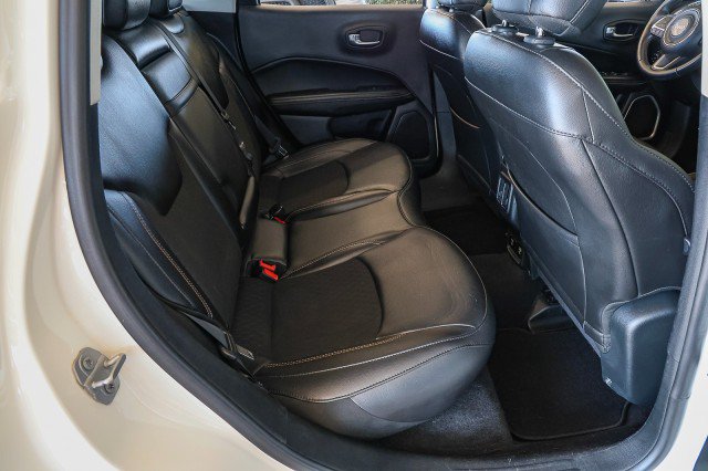 Used 2019 Jeep Compass Latitude FWD image 30