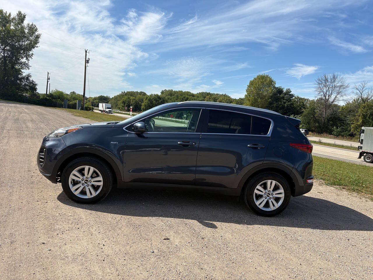 Used 2019 Kia Sportage LX w/ LX Popular Package AWD/4WD image 4