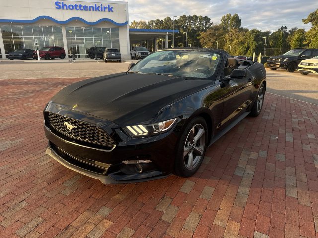 Used 2017 Ford Mustang Convertible w/ Equipment Group 051A RWD image 1