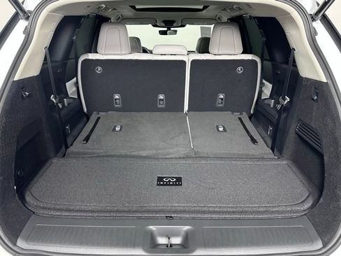 Certified 2026 INFINITI QX60 Luxe w/ Cargo Package AWD/4WD image 24