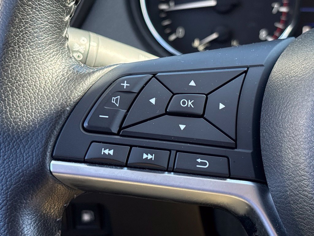 Used 2020 Nissan Rogue SV AWD/4WD image 20